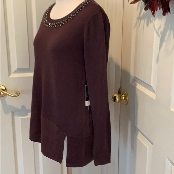 Simply Vera eggplant colored sweater, asymmetrical - Picture 4 of 8